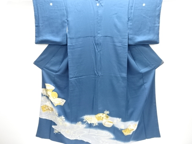 地紙に牡丹・鶴・椿模様刺繍三つ紋色留袖(比翼付き)
